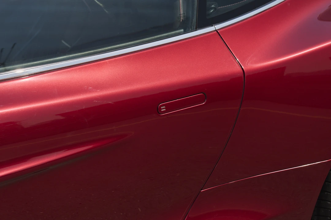 2015 Aston Martin Vanquish 2nd Gen - Image 30 of 31