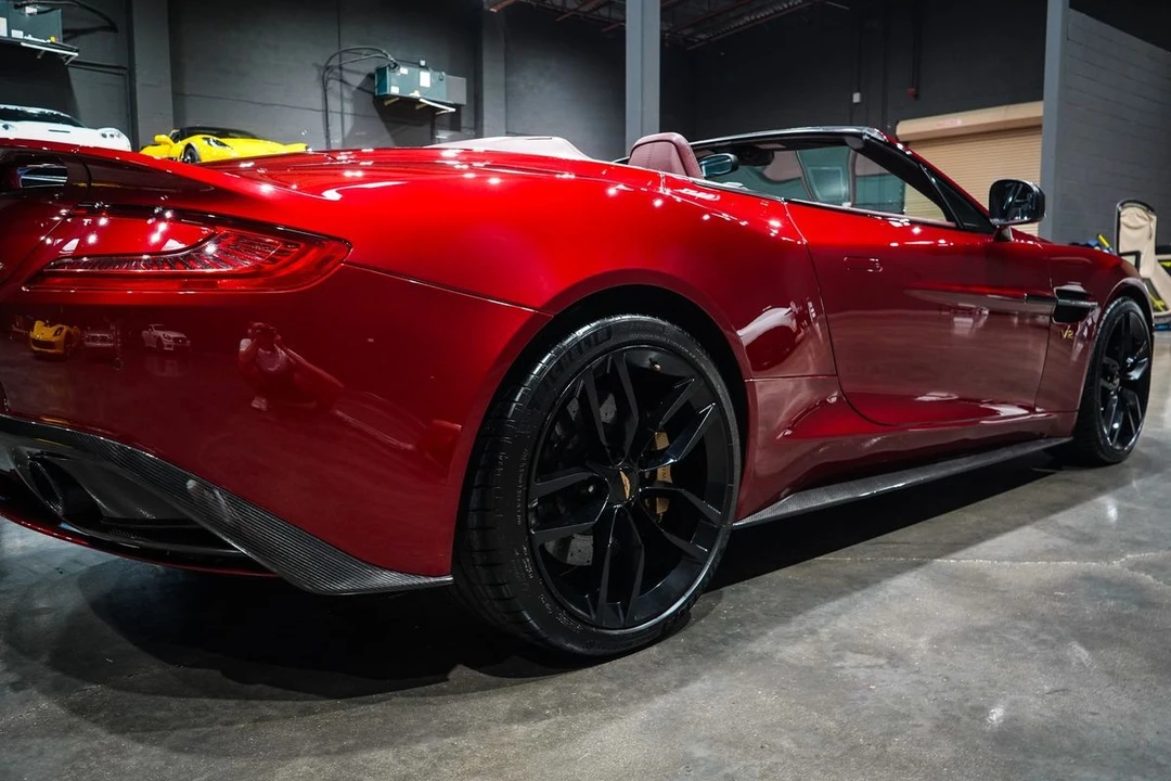 2015 Aston Martin Vanquish 2nd Gen - Image 19 of 21