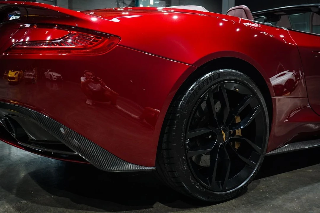 2015 Aston Martin Vanquish 2nd Gen - Image 18 of 21