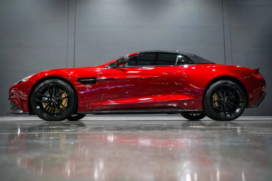 2015 Aston Martin Vanquish 2nd Gen - Image 20 of 21