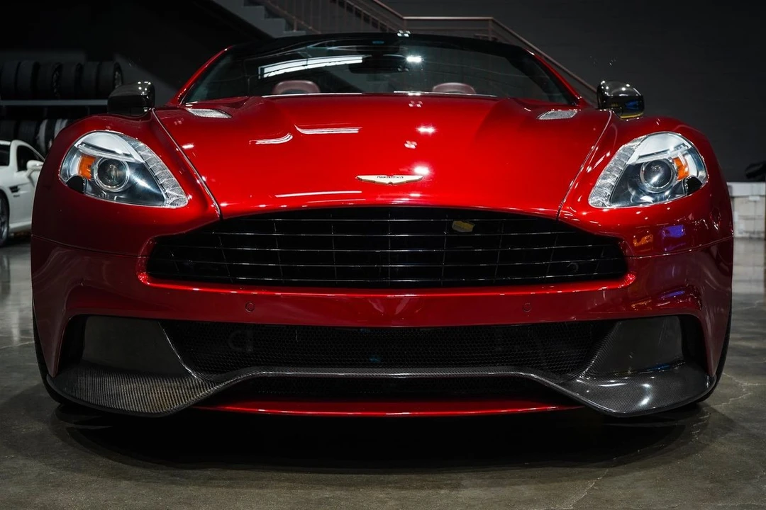 2015 Aston Martin Vanquish 2nd Gen - Image 9 of 21