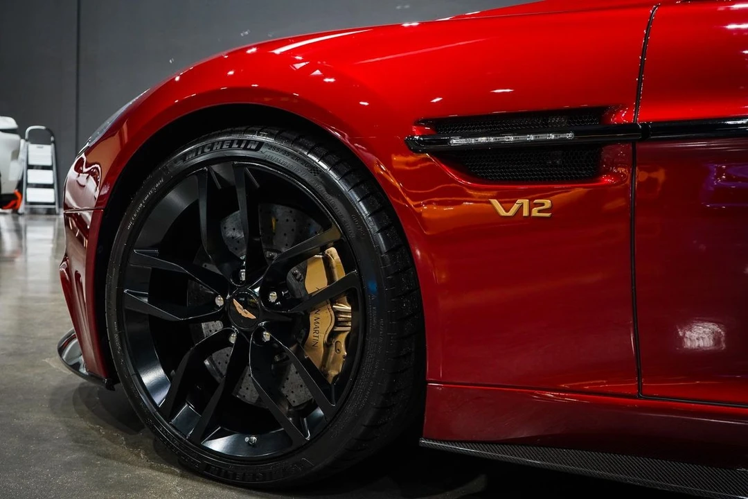 2015 Aston Martin Vanquish 2nd Gen - Image 12 of 21