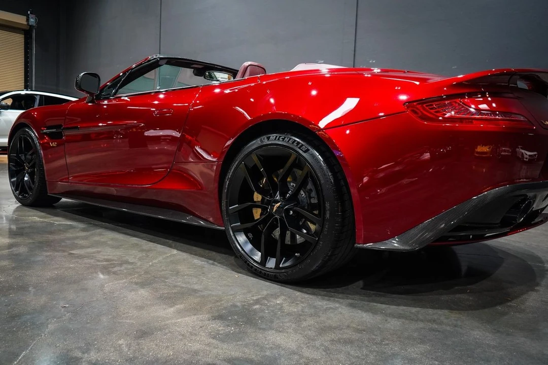 2015 Aston Martin Vanquish 2nd Gen - Image 15 of 21