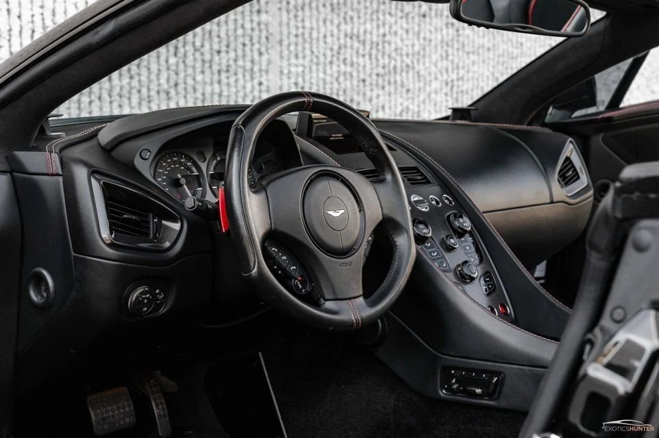 2015 Aston Martin Vanquish 2nd Gen - Image 16 of 17