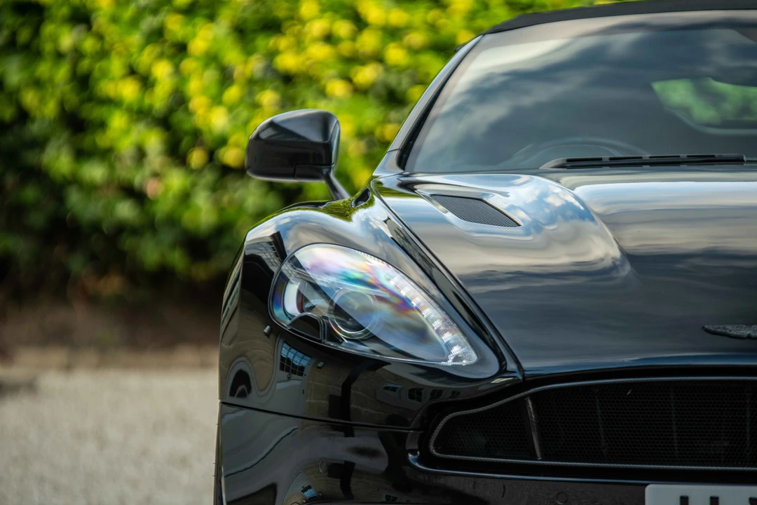 2015 Aston Martin Vanquish 2nd Gen - Image 21 of 31