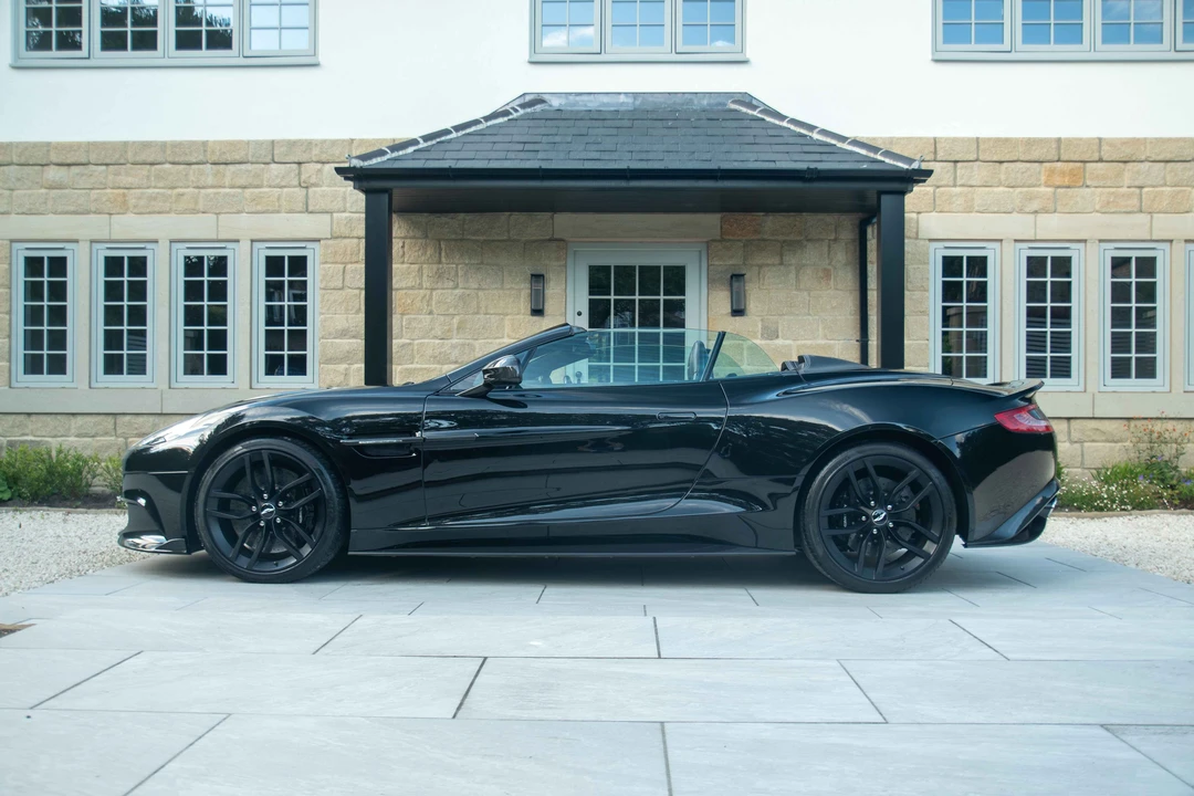 2015 Aston Martin Vanquish 2nd Gen - Image 8 of 31
