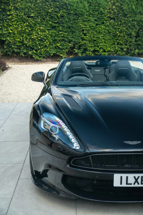 2015 Aston Martin Vanquish 2nd Gen - Image 23 of 31