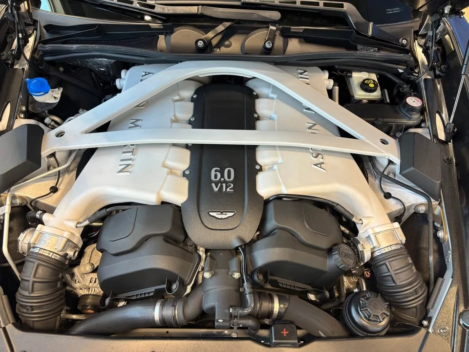 2015 Aston Martin Vanquish 2nd Gen - Image 10 of 13