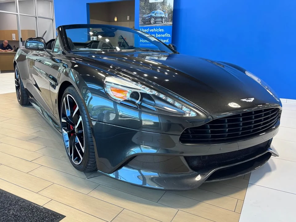 2015 Aston Martin Vanquish 2nd Gen - Image 2 of 13