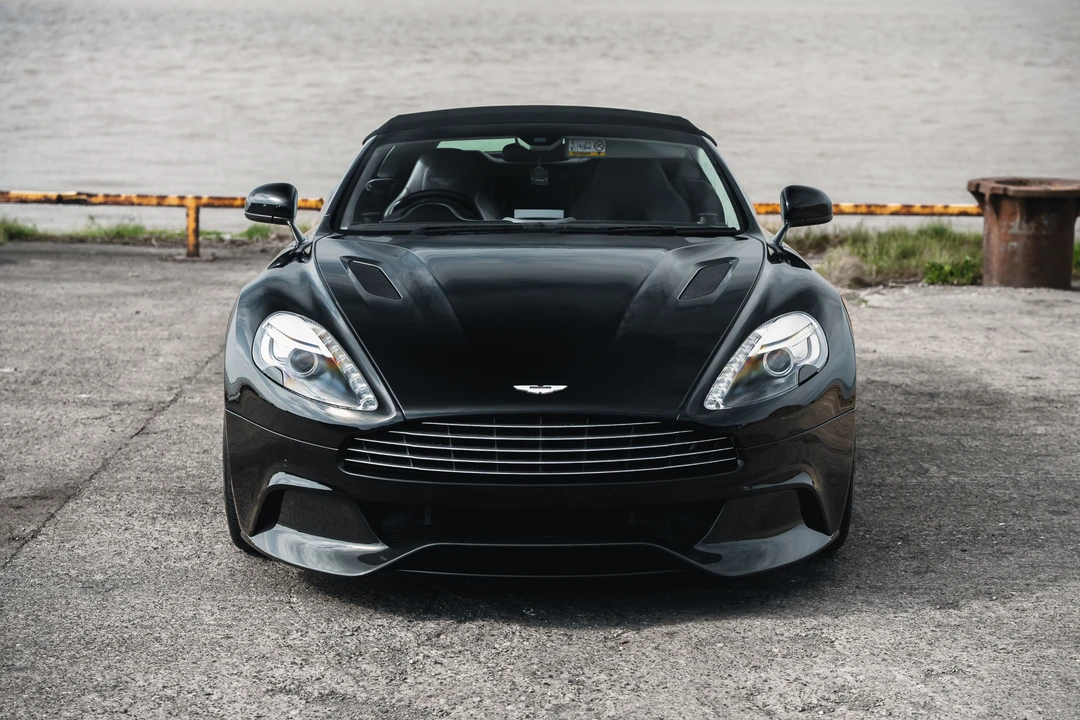 2015 Aston Martin Vanquish 2nd Gen - Image 10 of 31