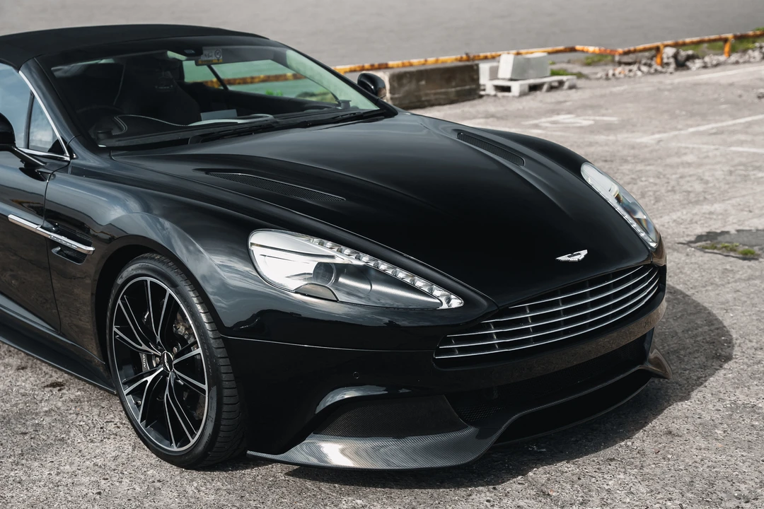 2015 Aston Martin Vanquish 2nd Gen - Image 23 of 31