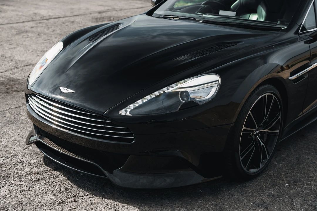 2015 Aston Martin Vanquish 2nd Gen - Image 25 of 31