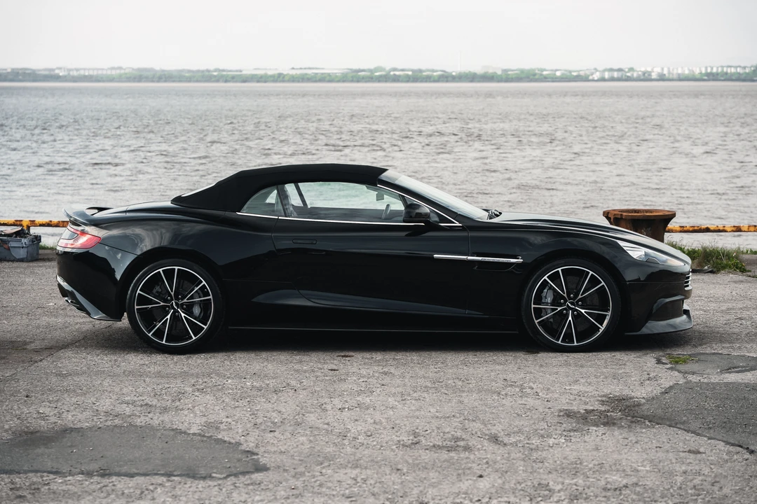 2015 Aston Martin Vanquish 2nd Gen - Image 4 of 31