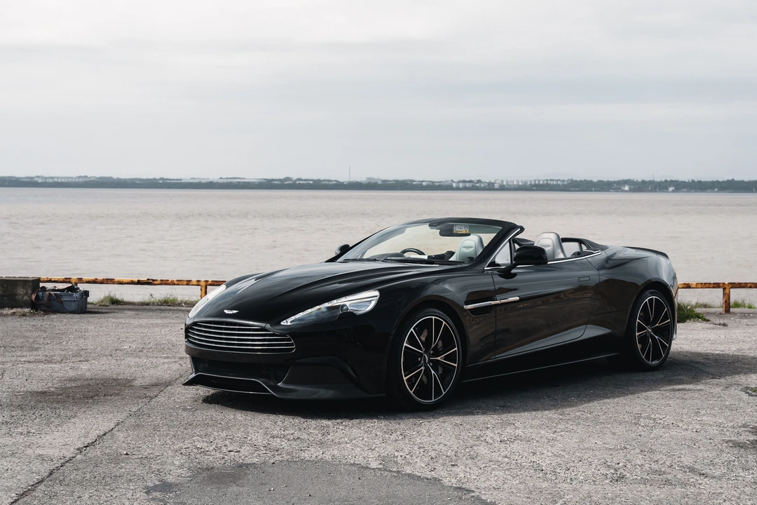 2015 Aston Martin Vanquish 2nd Gen - Image 20 of 31