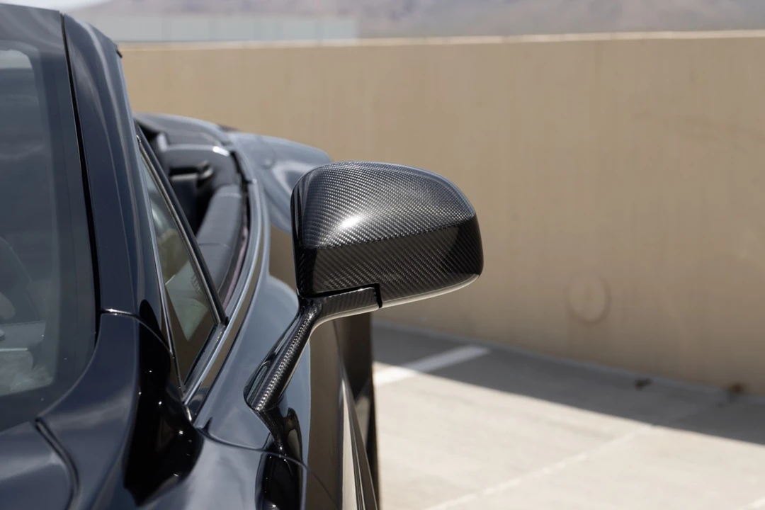 2015 Aston Martin Vanquish 2nd Gen - Image 25 of 31