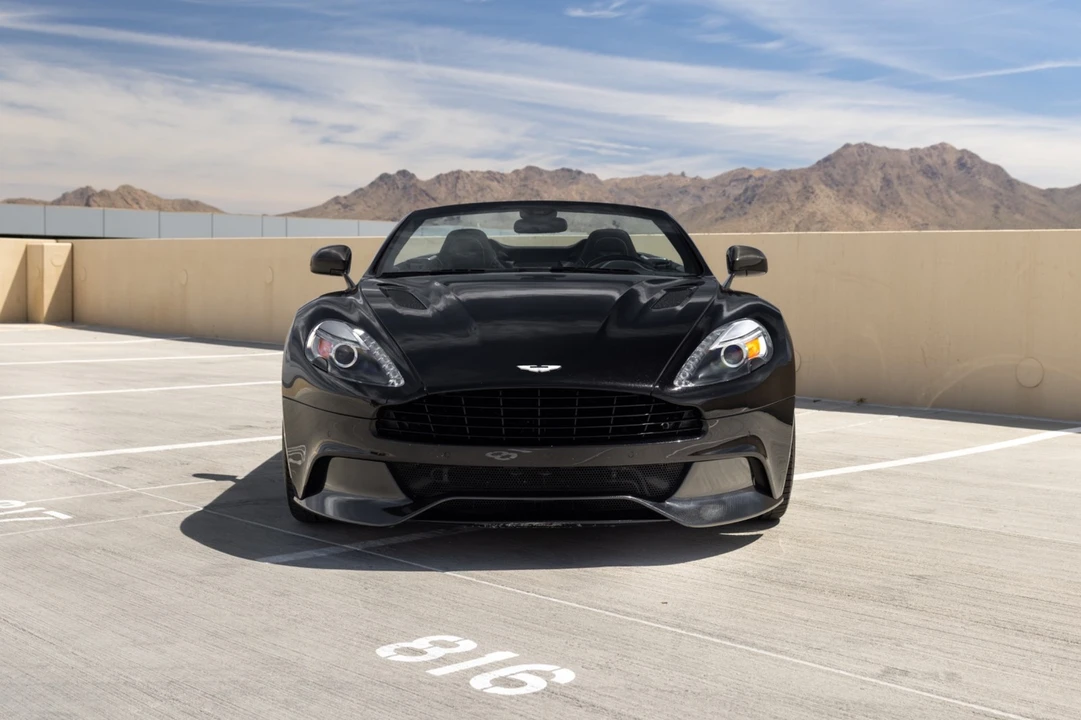 2015 Aston Martin Vanquish 2nd Gen - Image 3 of 31