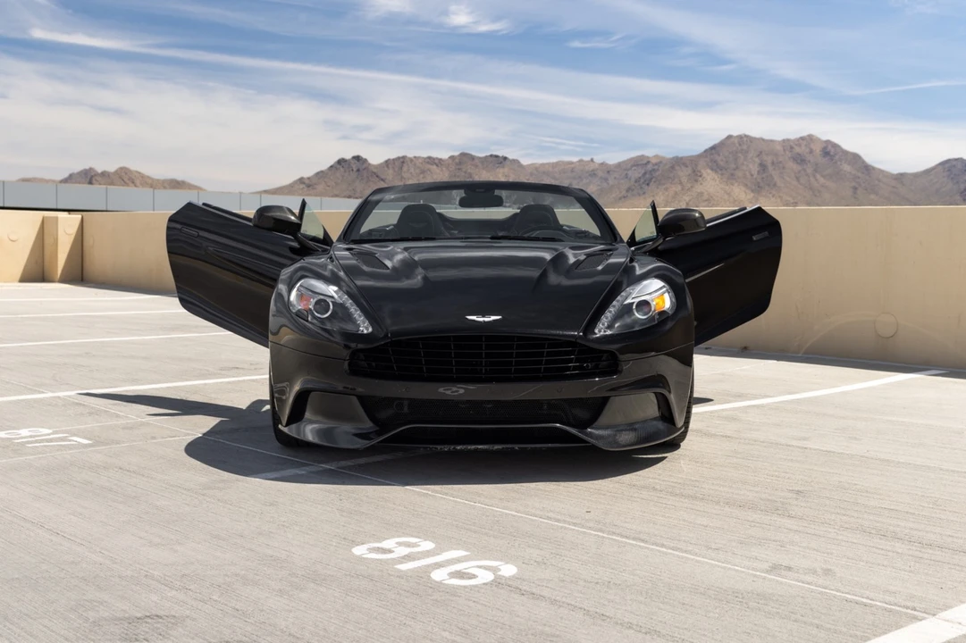 2015 Aston Martin Vanquish 2nd Gen - Image 20 of 31