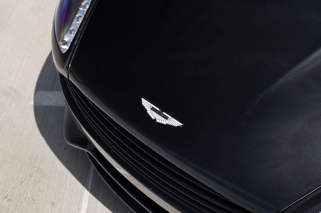 2015 Aston Martin Vanquish 2nd Gen - Image 23 of 31
