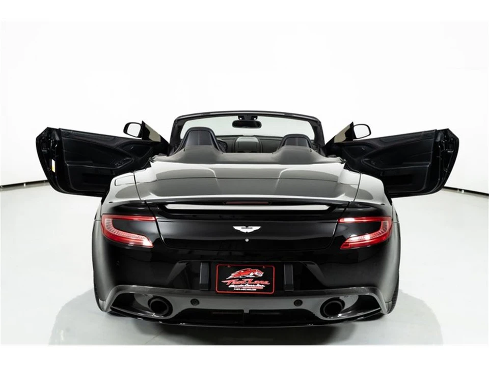 2015 Aston Martin Vanquish 2nd Gen - Image 25 of 31