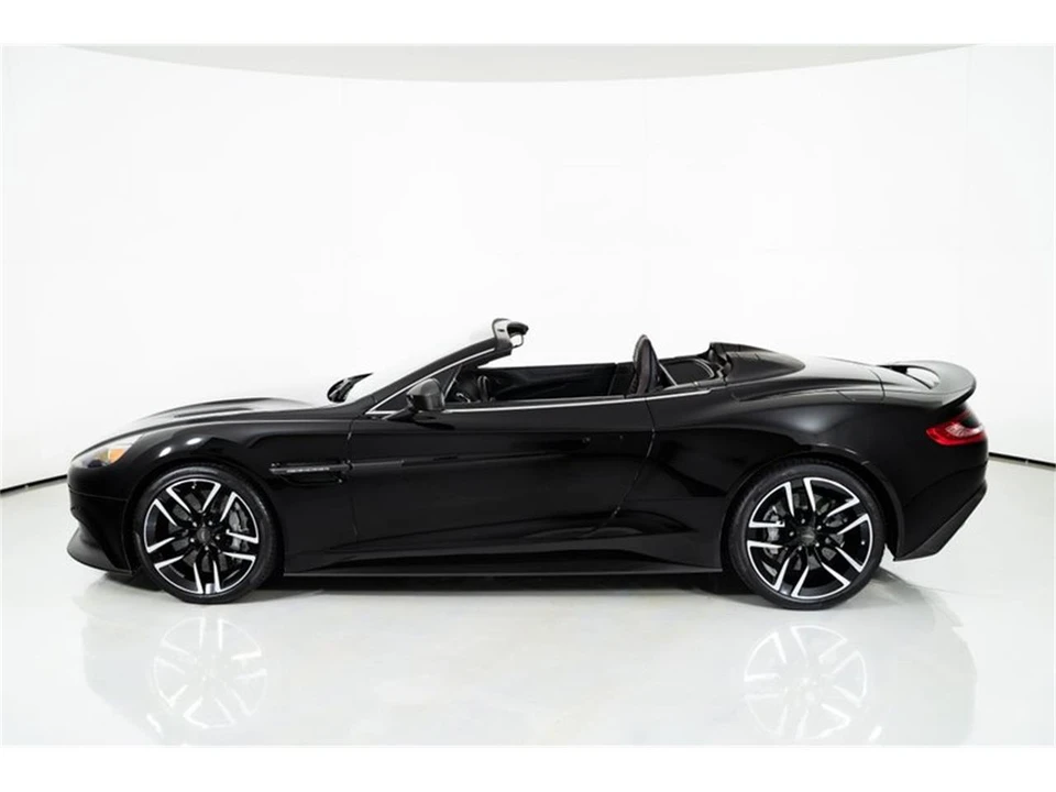 2015 Aston Martin Vanquish 2nd Gen - Image 7 of 31