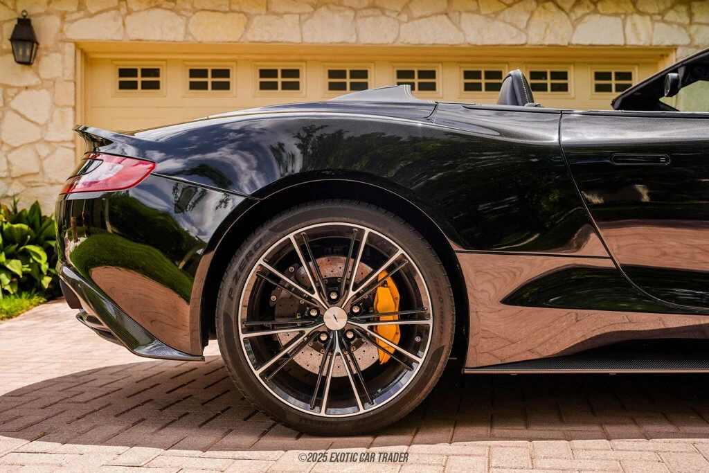 2015 Aston Martin Vanquish 2nd Gen - Image 10 of 12