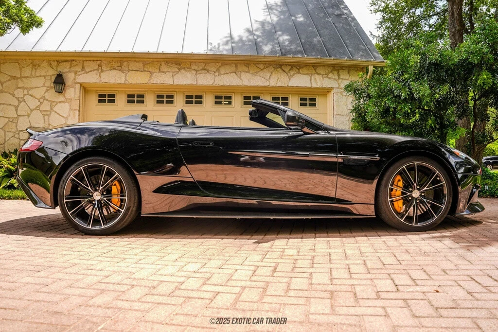 2015 Aston Martin Vanquish 2nd Gen - Image 9 of 12