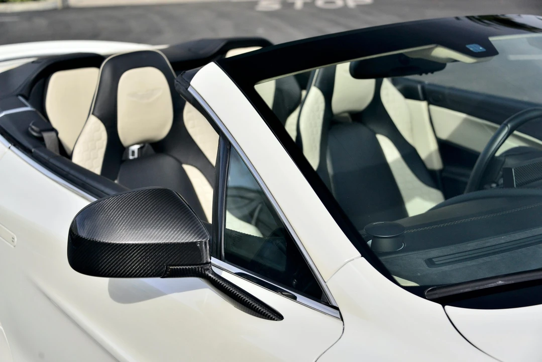 2015 Aston Martin Vanquish 2nd Gen - Image 20 of 31