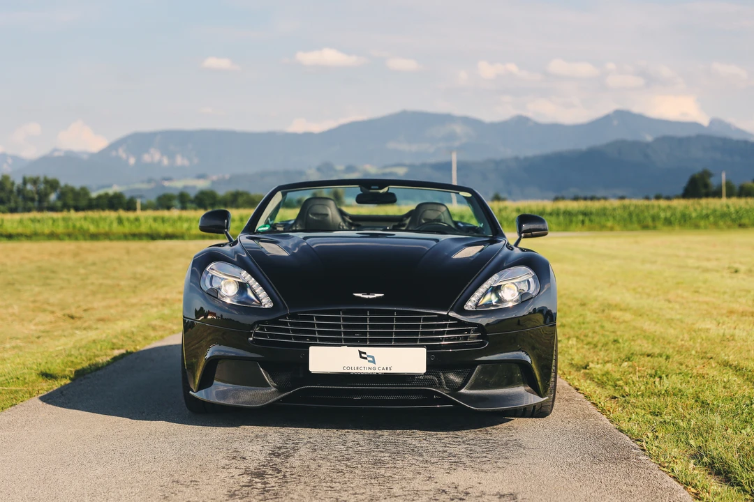 2015 Aston Martin Vanquish 2nd Gen - Image 2 of 31