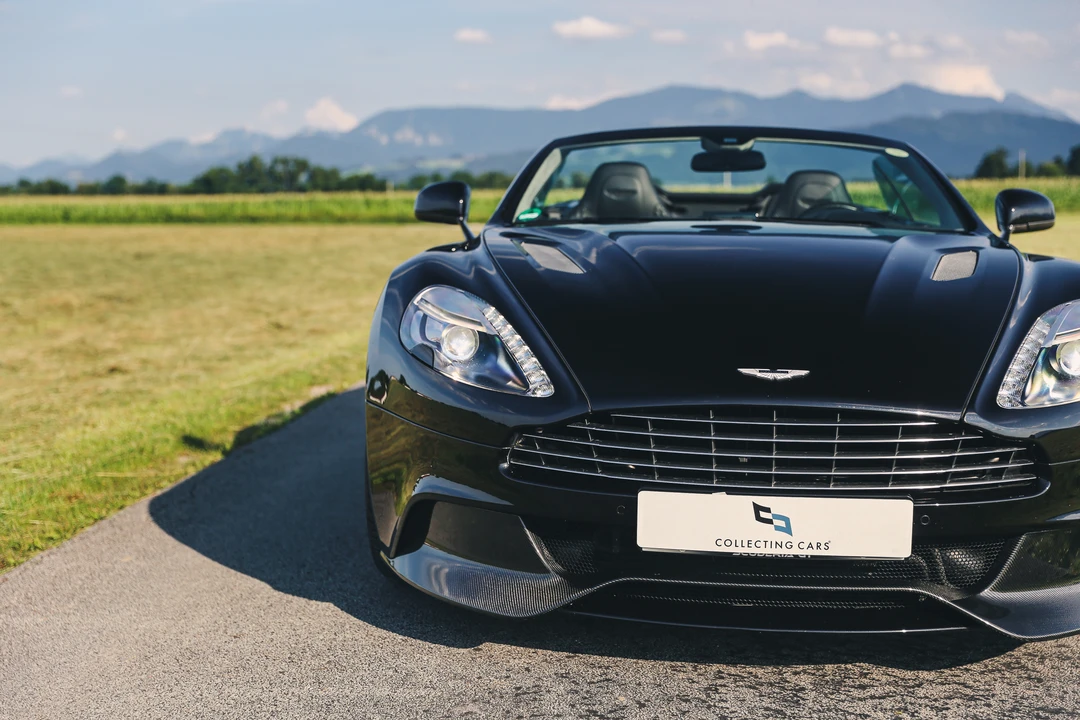 2015 Aston Martin Vanquish 2nd Gen - Image 24 of 31