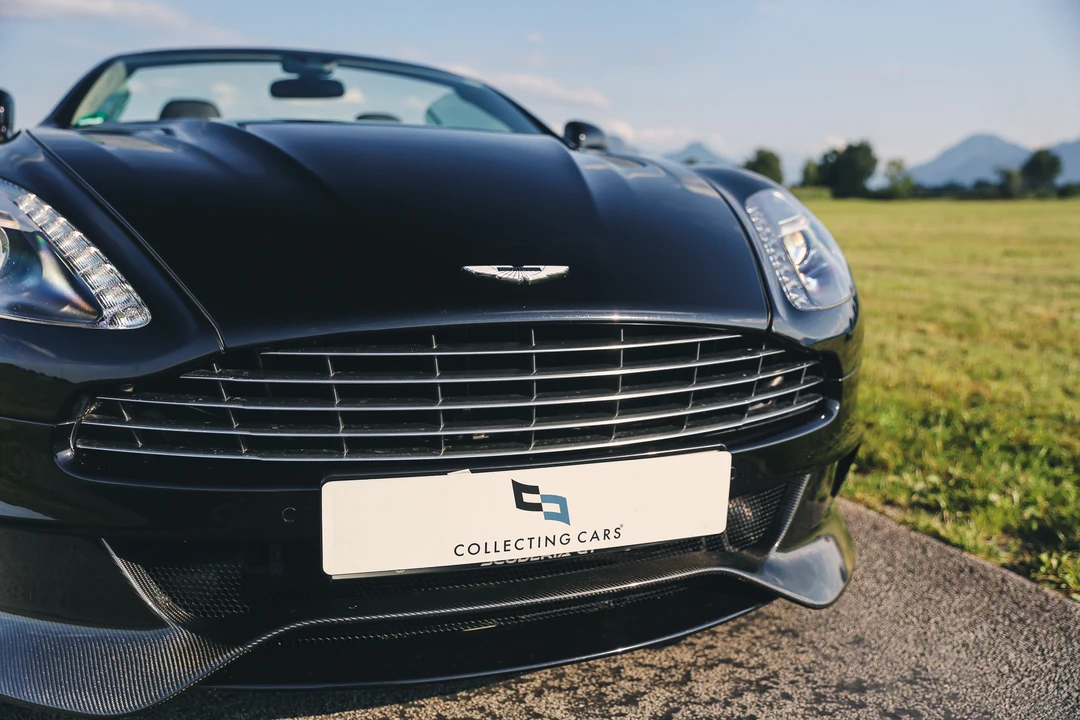 2015 Aston Martin Vanquish 2nd Gen - Image 30 of 31