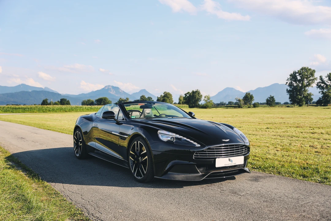 2015 Aston Martin Vanquish 2nd Gen - Image 3 of 31