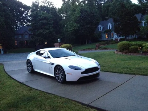 2015 Aston Martin V8 Vantage (2006-2017) - Image 3 of 8