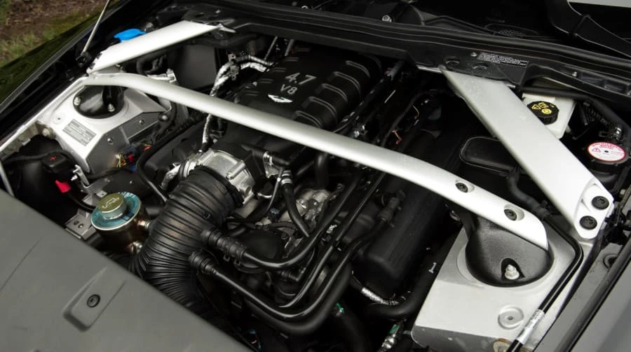 2015 Aston Martin V8 Vantage (2006-2017) - Image 6 of 9