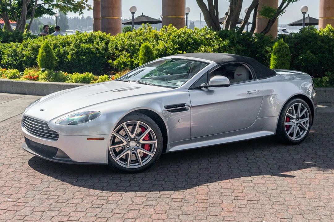 2015 Aston Martin V8 Vantage (2006-2017) - Image 28 of 31
