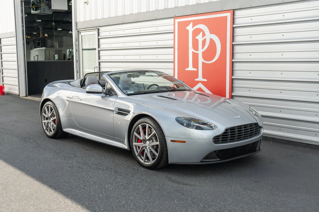2015 Aston Martin V8 Vantage (2006-2017) - Image 4 of 22
