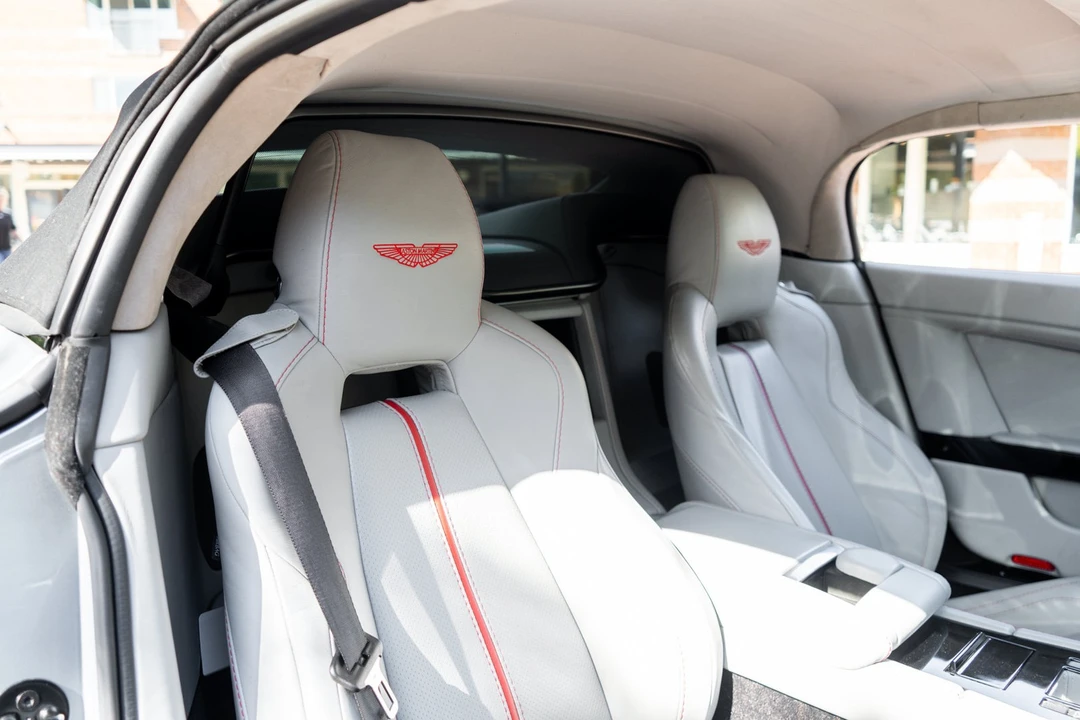 2015 Aston Martin V8 Vantage (2006-2017) - Image 27 of 31