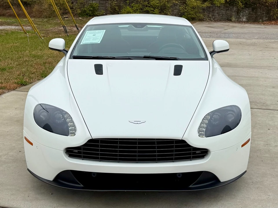 2015 Aston Martin V8 Vantage (2006-2017) - Image 6 of 21