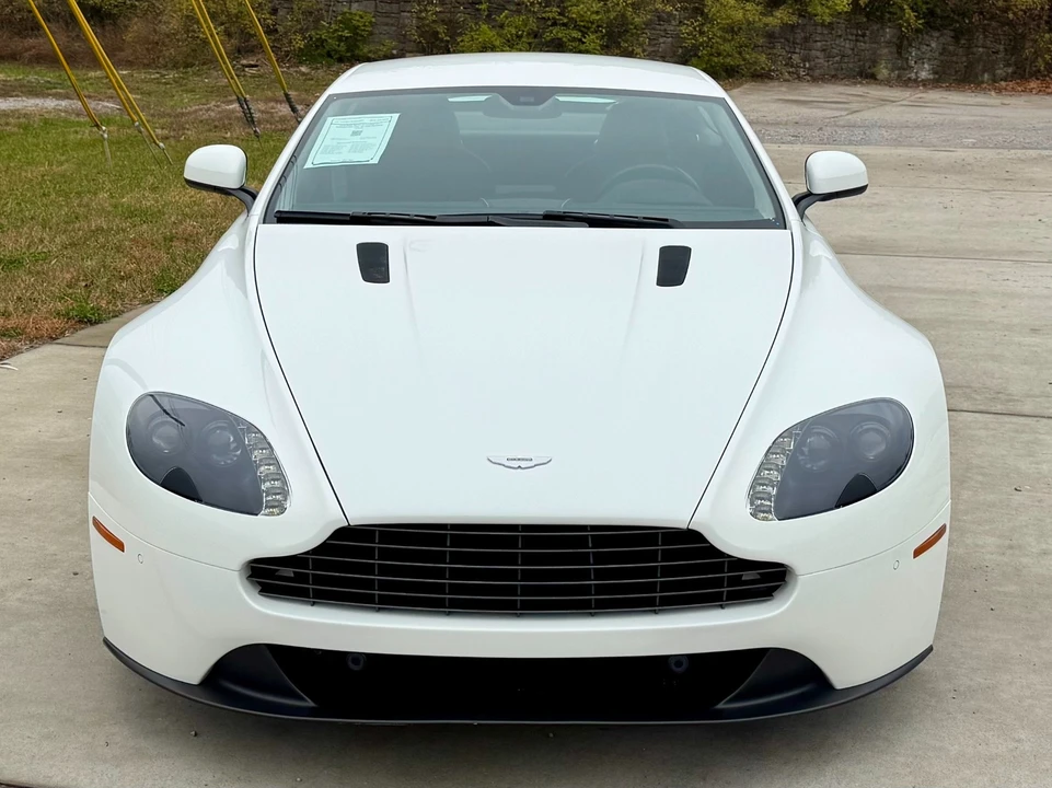 2015 Aston Martin V8 Vantage (2006-2017) - Image 7 of 31