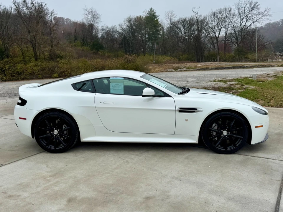 2015 Aston Martin V8 Vantage (2006-2017) - Image 7 of 21