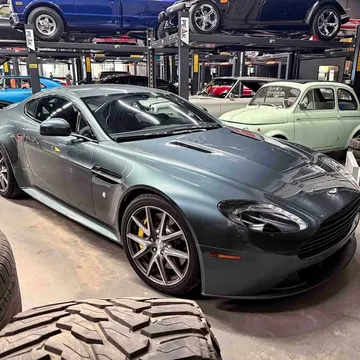 2015 Aston Martin Vantage