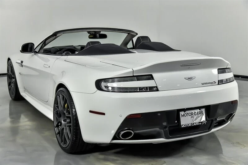 2015 Aston Martin V8 Vantage (2006-2017) - Image 12 of 21