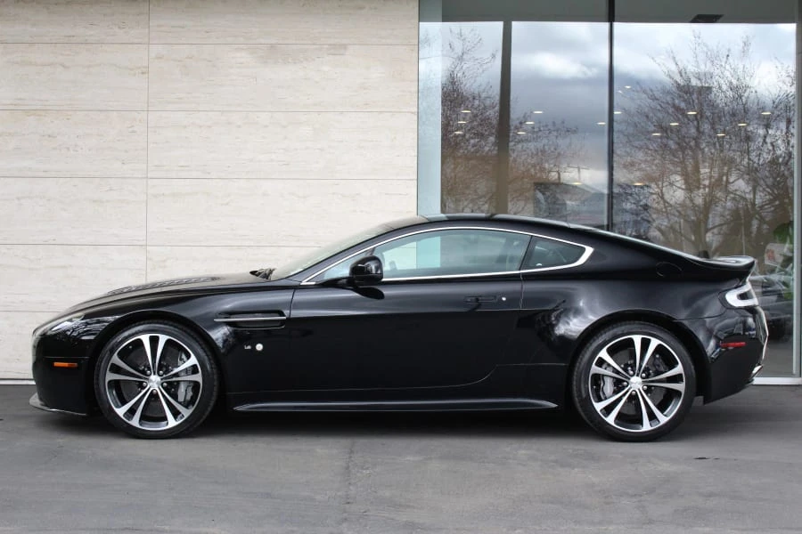 2015 Aston Martin V8 Vantage (2006-2017) - Image 2 of 10