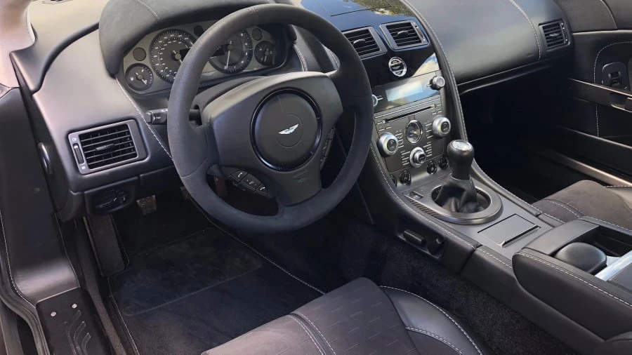2015 Aston Martin Vantage - Image 3 of 8