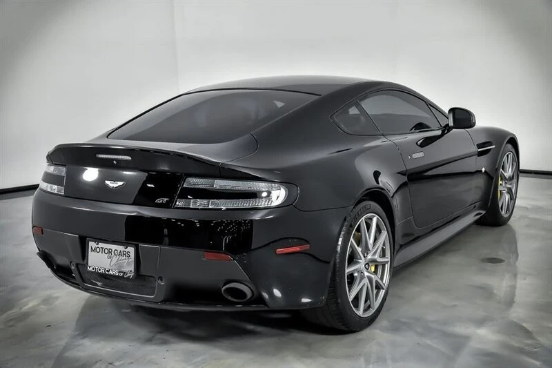 2015 Aston Martin Vantage - Image 11 of 12