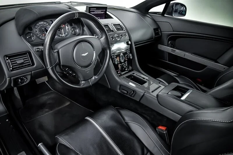 2015 Aston Martin Vantage - Image 20 of 21