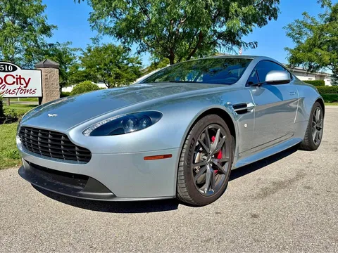 2015 Aston Martin Vantage V8 GT Coupe 2D