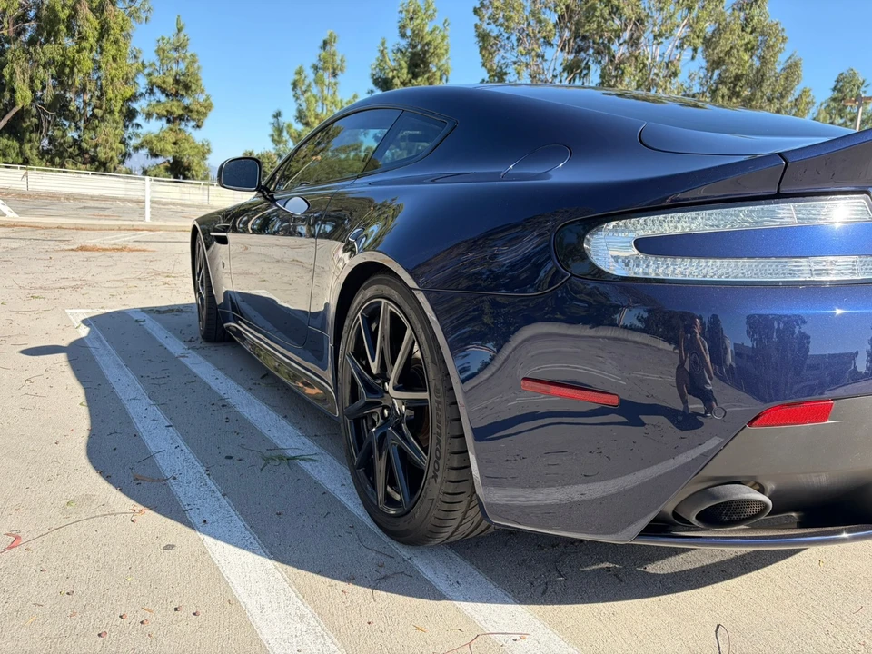 2015 Aston Martin V8 Vantage (2006-2017) - Image 2 of 21