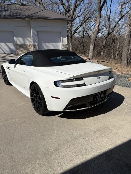 2015 Aston Martin Vantage - Image 5 of 22
