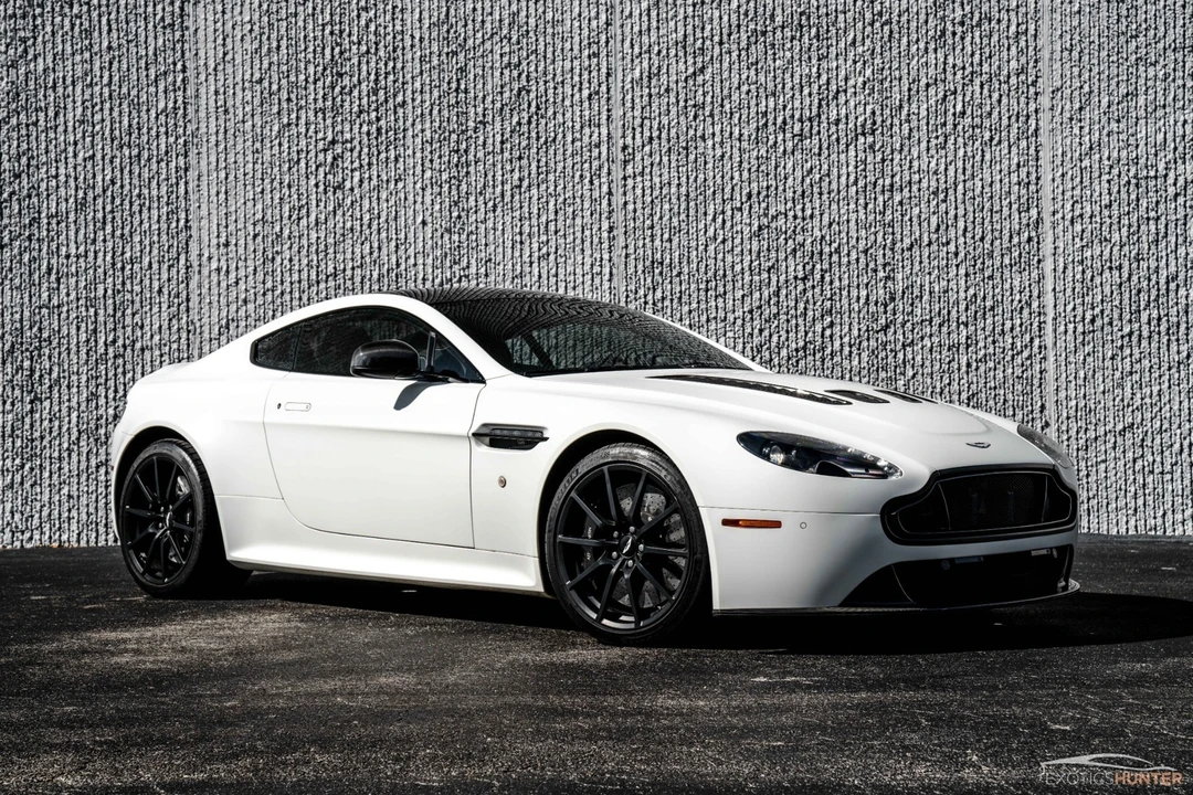 2015 Aston Martin V8 Vantage (2006-2017) - Image 6 of 12