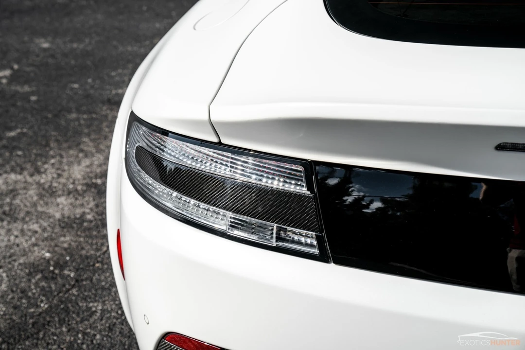 2015 Aston Martin V8 Vantage (2006-2017) - Image 8 of 12